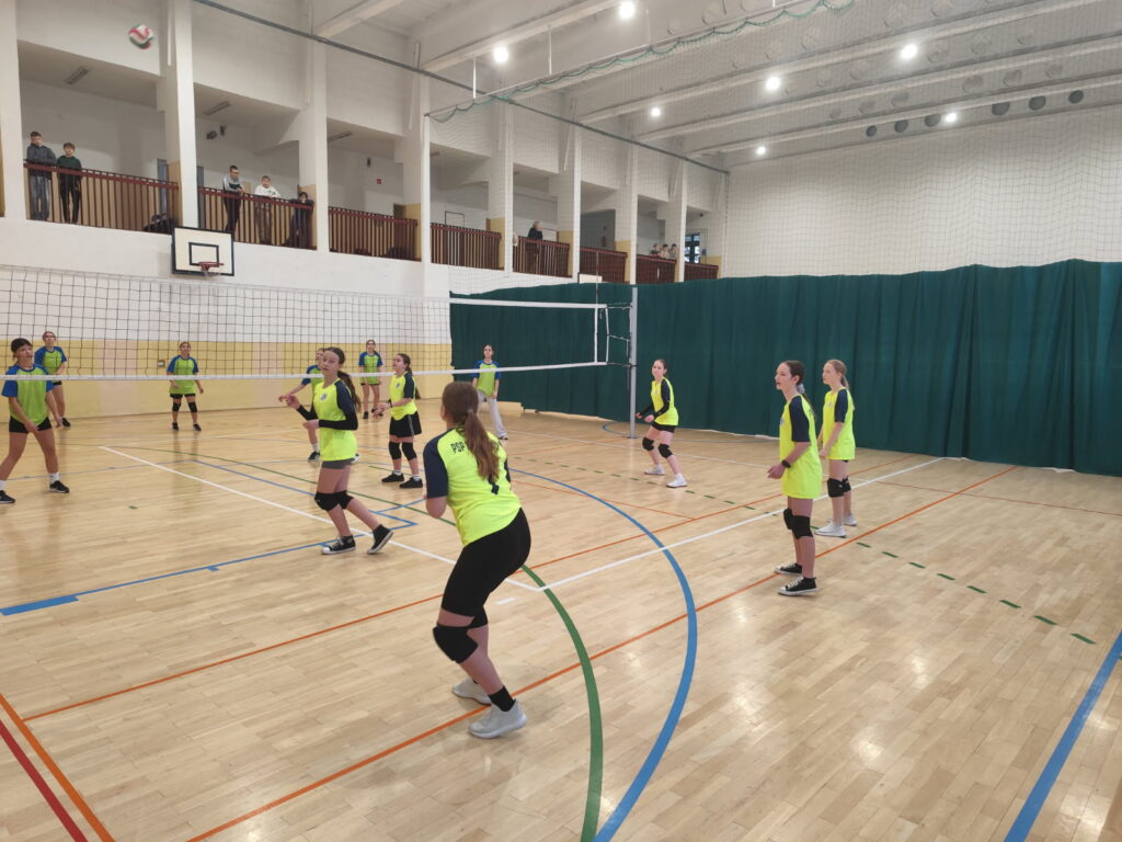 Uczennice podczas zawodów.