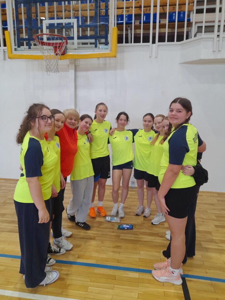 REPREZENTACJA KOSZYKAREK PSP NR 3