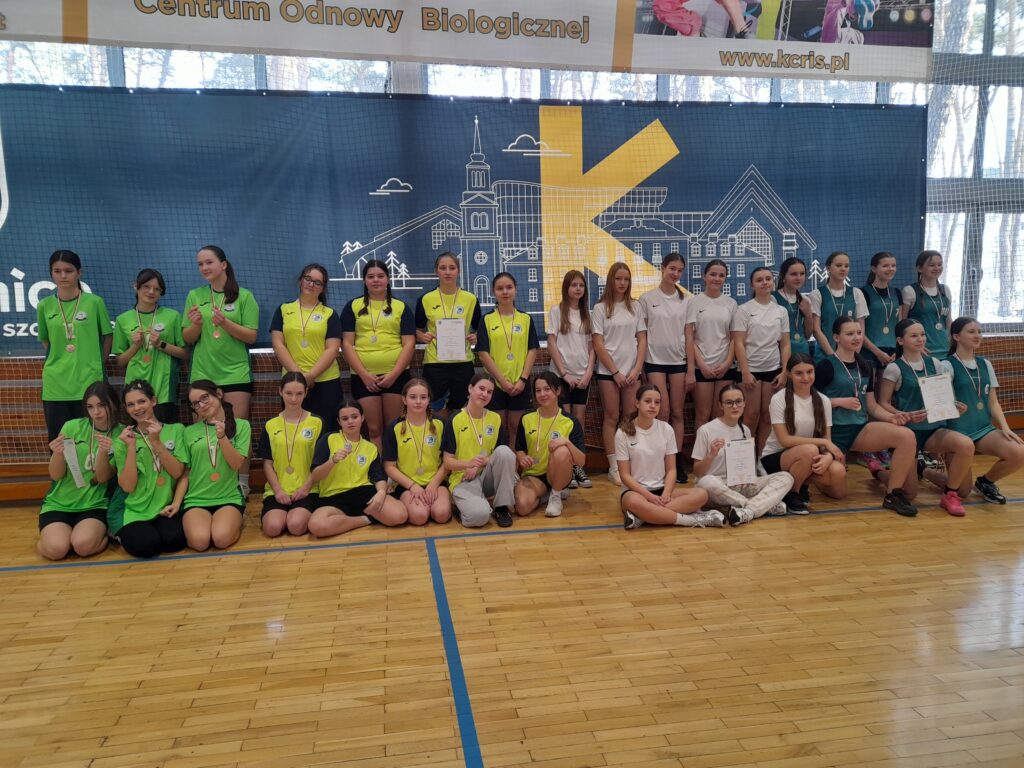 PREZENTACJA WSZYSTKICH DRUŻYN