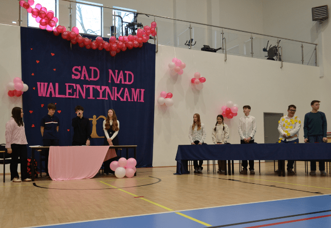 Udział uczniów w akademii walentynkowej