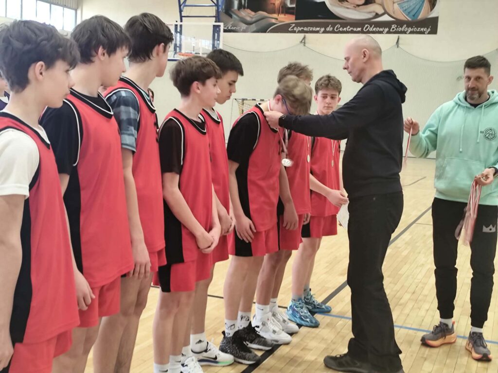 Uczestnicy zawodów sportowych.