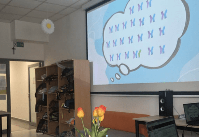 Udział uczniów w akcji "Wyjątkowa skarpetka-wyjątkowość jest wartością"