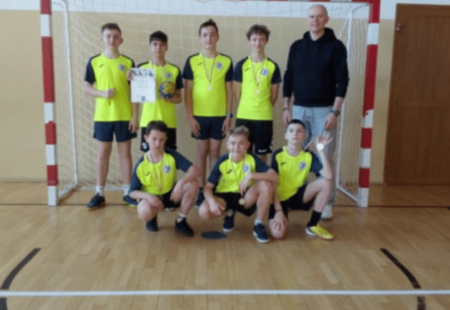 Zawody gminne w piłce ręcznej chłopców z klas V i VI