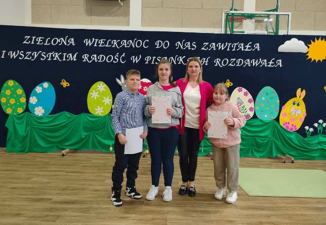 Wyróżnienie w konkursie pt. „Wielkanoc z tradycją – pisanka i stroik wielkanocny”