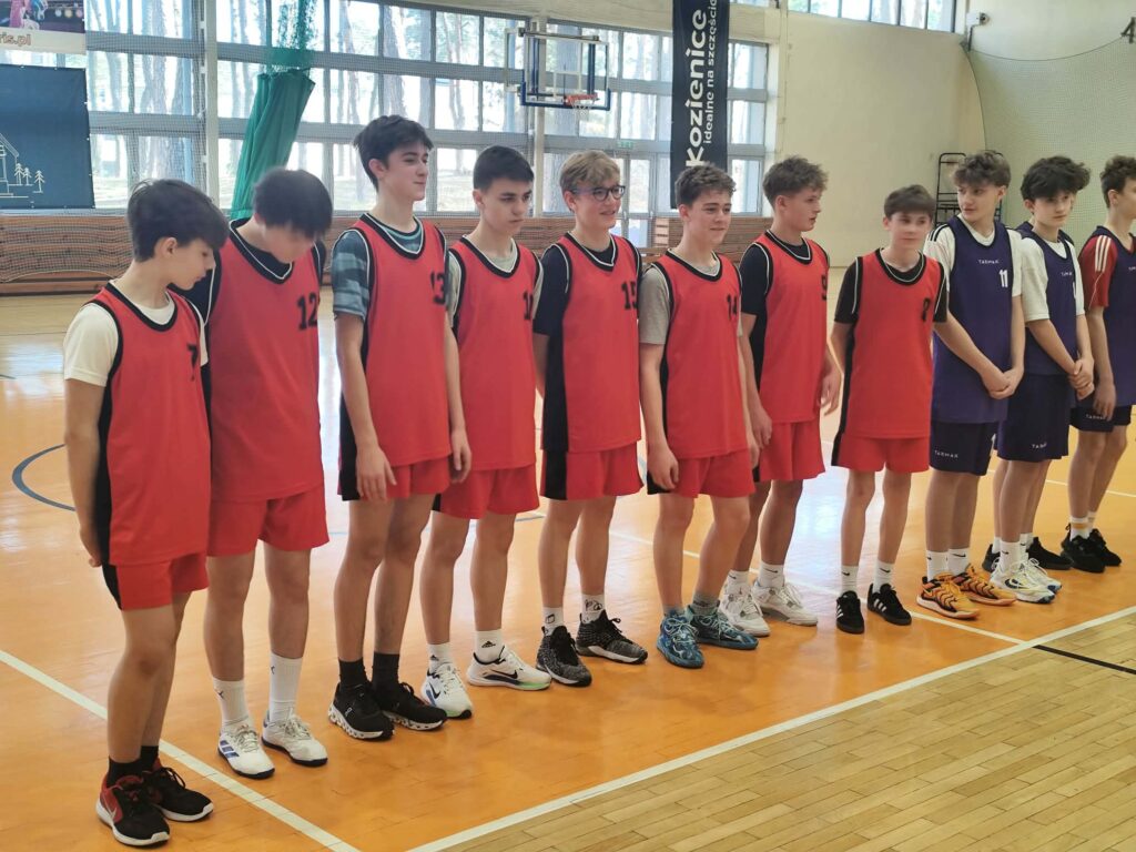 Uczestnicy zawodów sportowych.