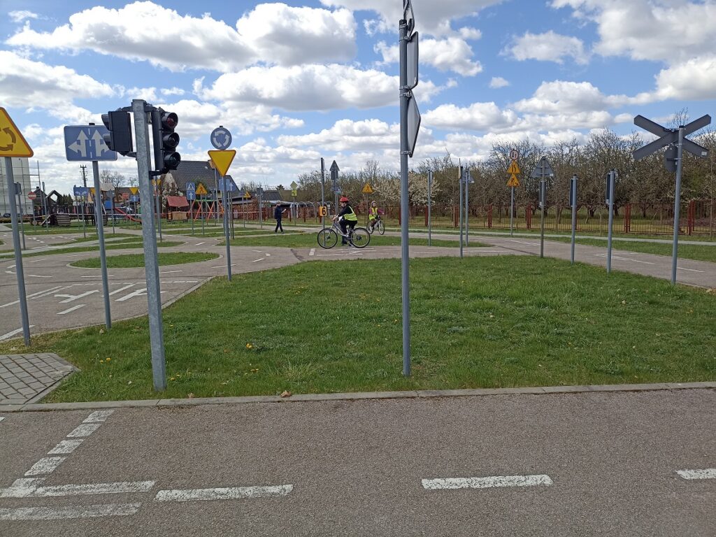 Eliminacje rejonowe XLVII Ogólnopolskiego Turnieju Bezpieczeństwa w Ruchu Drogowym w Starych Zawadach gm. Jedlińsk 23.04.2026r.