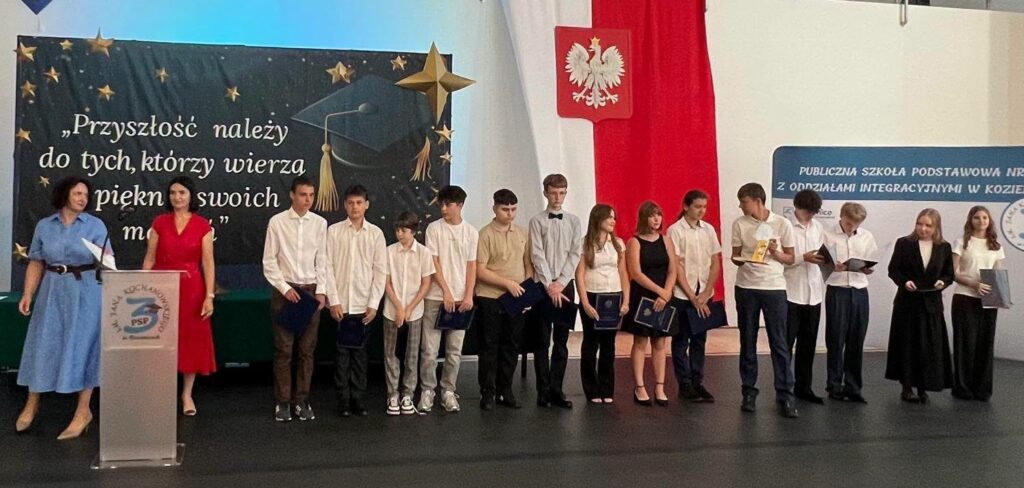 Absolwenci klasy VIII.